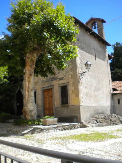 Il Nido Apartment Rezzonico Exterior photo
