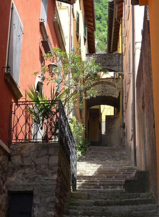 Il Nido Apartment Rezzonico Exterior photo