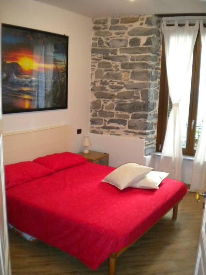 Il Nido Apartment Rezzonico Exterior photo