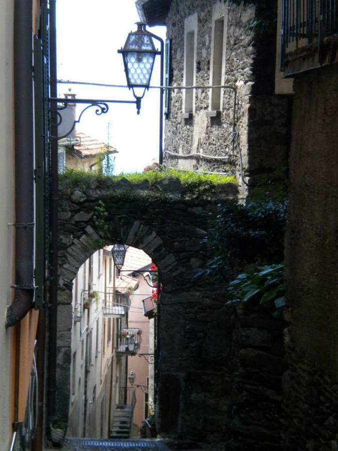 Il Nido Apartment Rezzonico Exterior photo